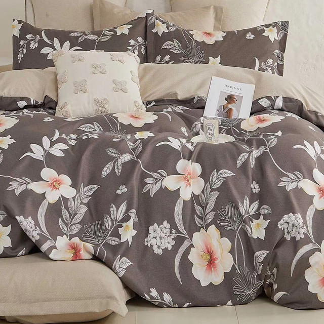 Funda Duvet Estampado Flores sobre Negro | Puntos Colombia